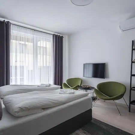 Apartment Intimate Ground-floor Hideaway - 011 Budapest